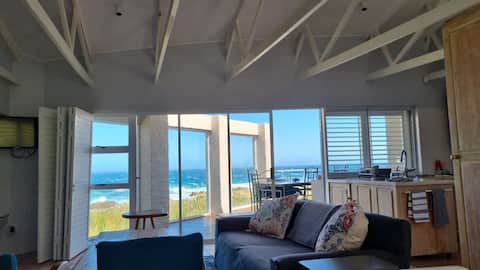 The Orange House seaside cottage Betty's Bay