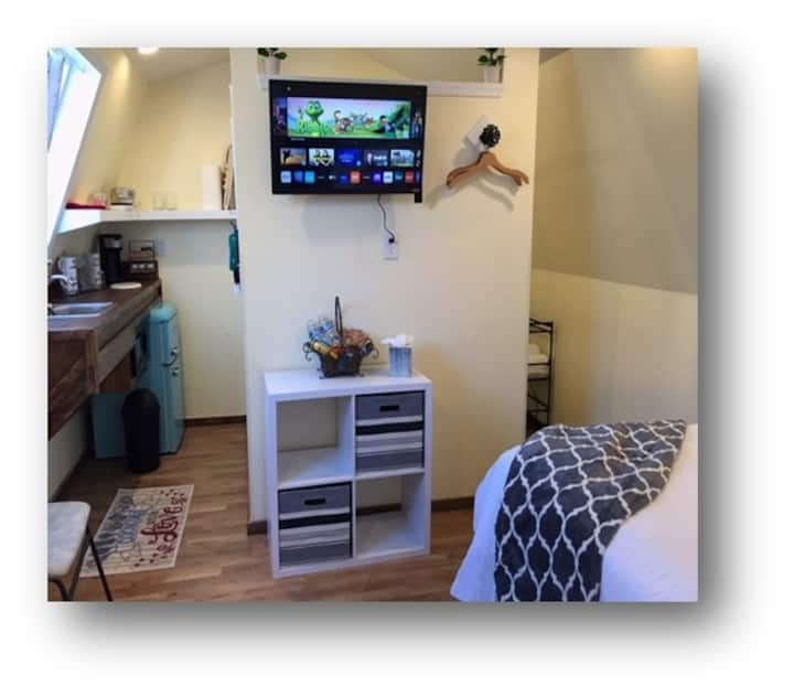 Sheri's Cozy Cottage, A Treat In Rose District - Tulsa