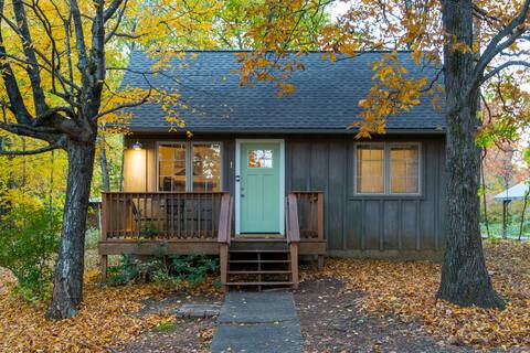 Cabin #1 · Meadow Mountain Cabin 1BR, Jacuzzi, Kit