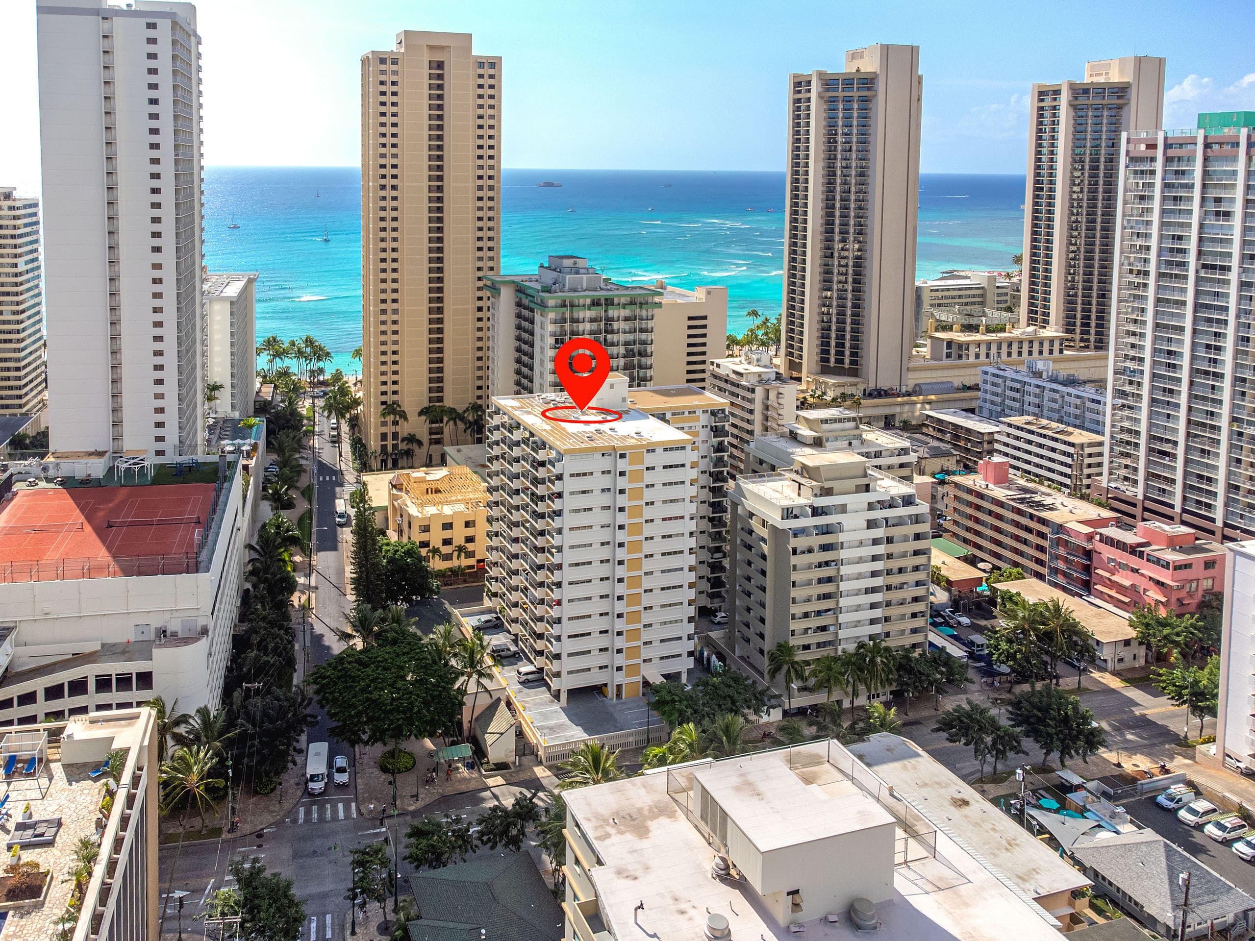 Condo in Honolulu · ★4.83 · 3 bedrooms · 6 beds · 2 private baths - Image 53