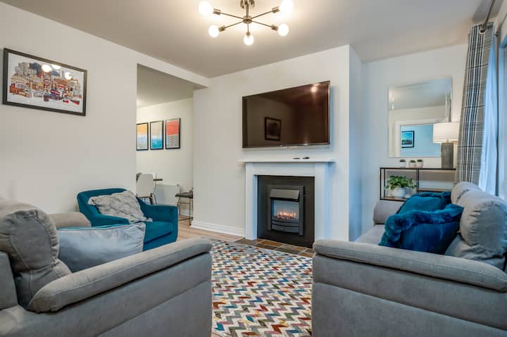 City Centre Townhouse 2x Parking Great For Groups - Belfast