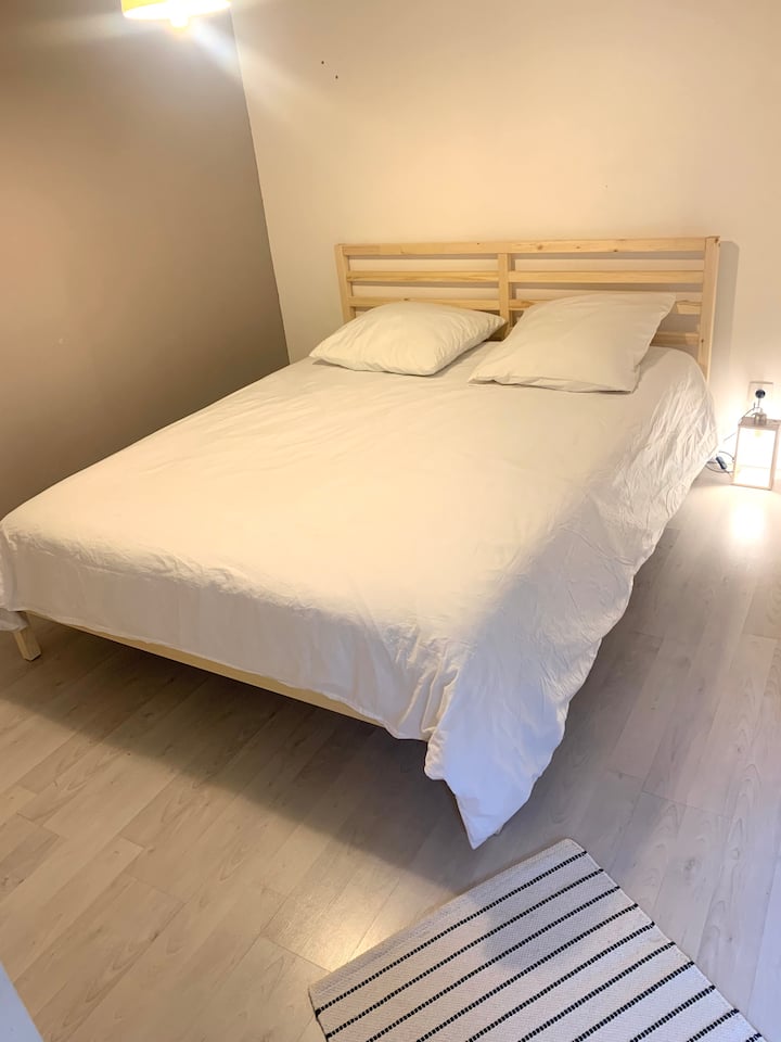 Room with bed 160x200