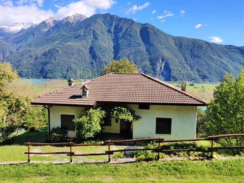 CASA SAMAMI - Holiday home on Lake Mezzola