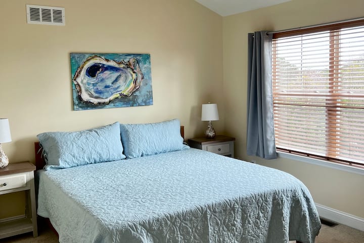 غرفة محار بسرير كينج