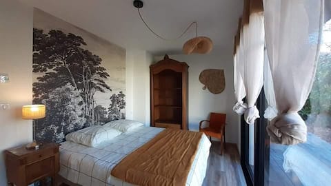 Popular Airbnb listing: Swannel House - Cozy & Spa in Andernos Les Bains