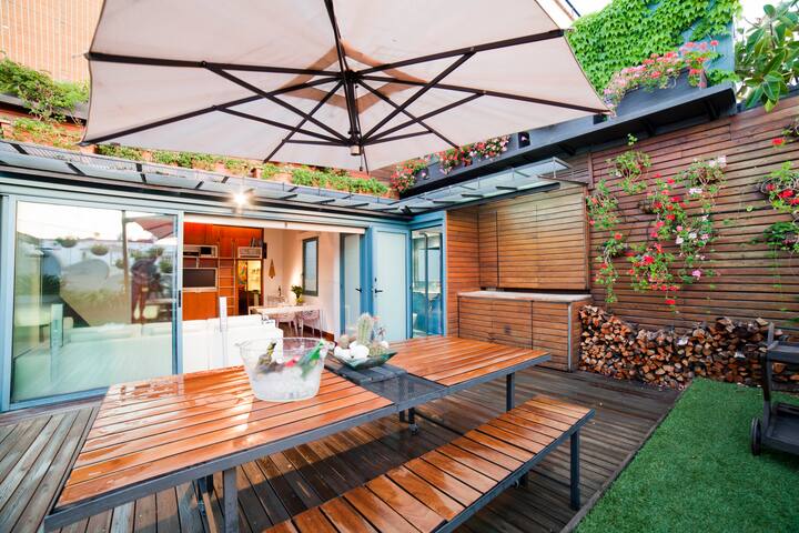 Blue Terrace gallery image 5