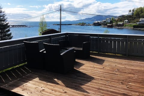 House - By the sea - Bjørnafjorden - Boat rental