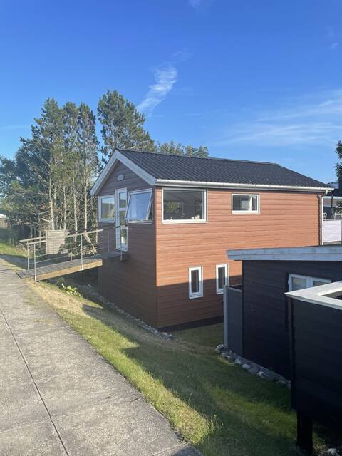 Lovely cottage with sea view