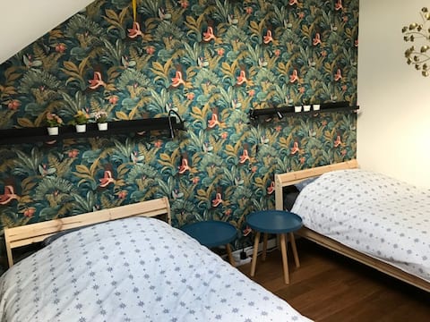 Entire floor shoulder in a townhouse