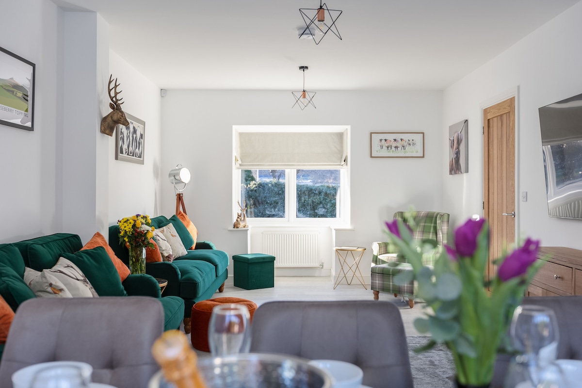 Erfolgreiche Airbnb-Immobilie: Luxury Holiday Rental with Hot Tub! in Guisborough