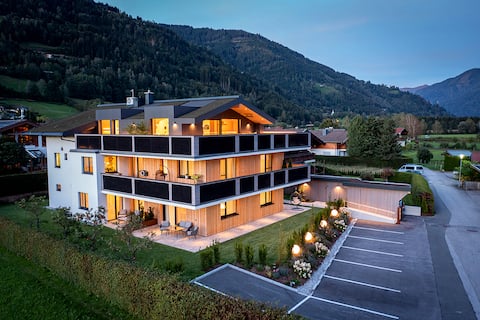 FESH LIVING 2 - smart alpine apartment nahe Kaprun