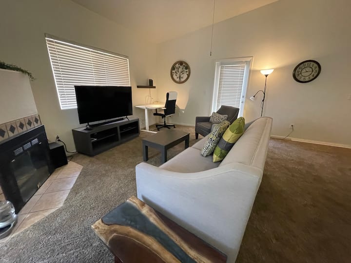 Summerlin Gated Community Condo Condominiums for Rent in Las Vegas