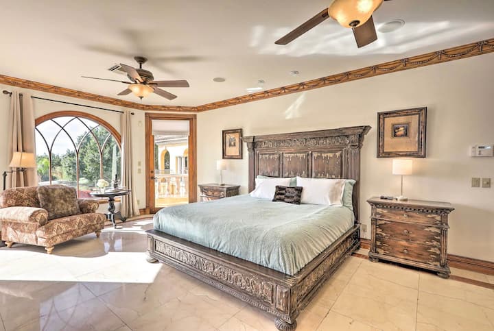 Главен супер луксозен апартамент - има и 3 двойни ролки в главния гардероб 