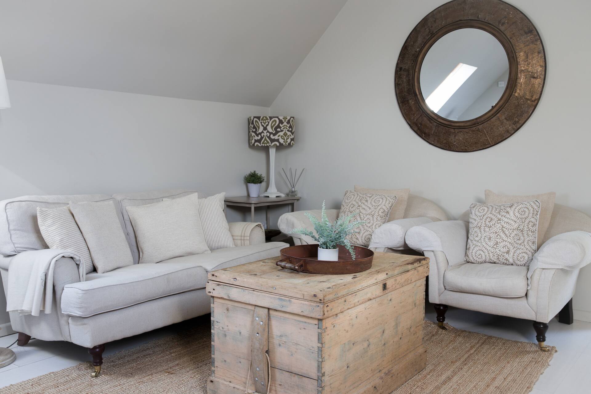 Beautiful spacious rural retreat 1 bedroom self contained annex — photo 3