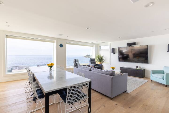 Mitchell’s Cove Ocean Front Home ~Panoramic Views! gallery image 4