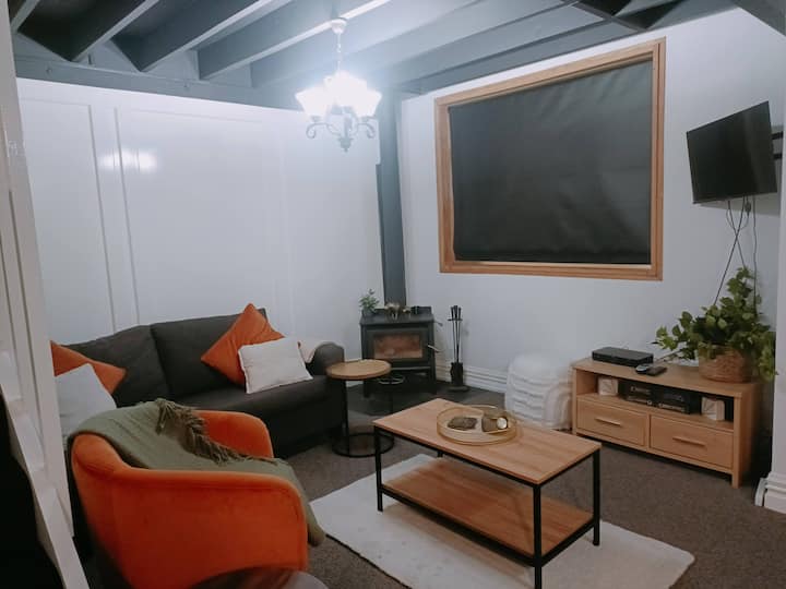 Invercargill Picture Apartment Full Bath + Yard - Invercargill