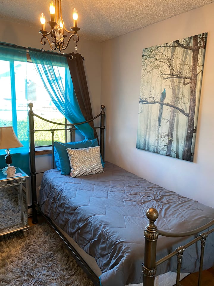 Lower Lonsdale, North Vancouver Holiday Rentals & Homes North