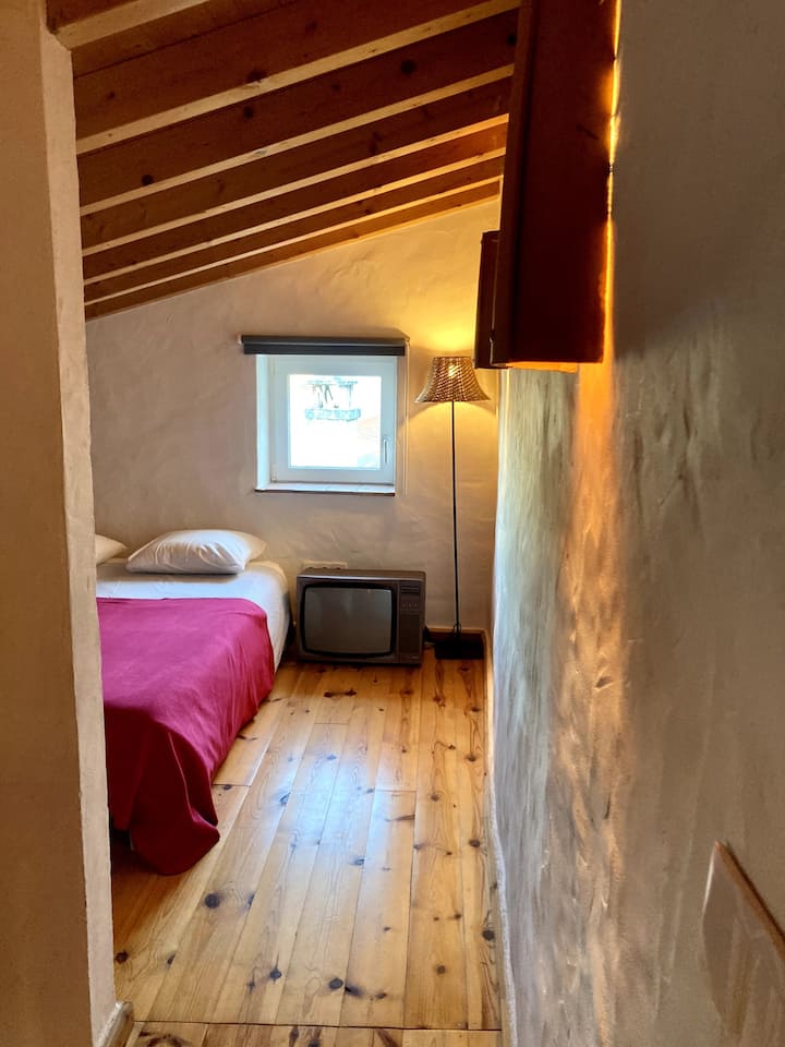 Spazio al piano rialzato senza porte