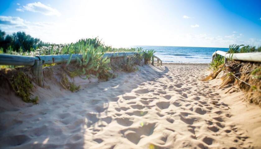 Magical Multi-Family Home- Huge Pool, Kid Friendly gallery image 2