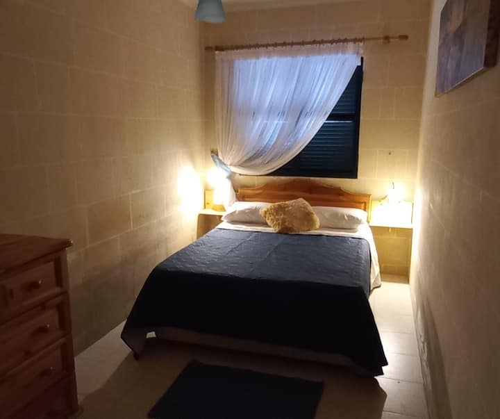 Მეორე საძინებელი.