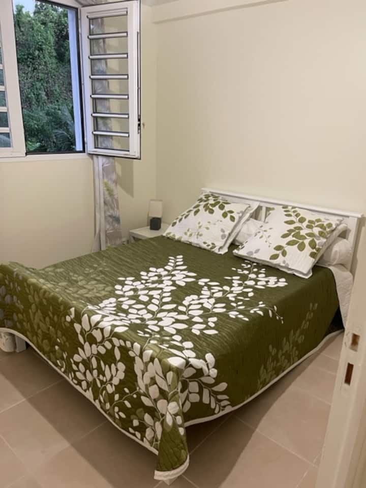 ﾍﾞｯﾄﾞﾙｰﾑ2