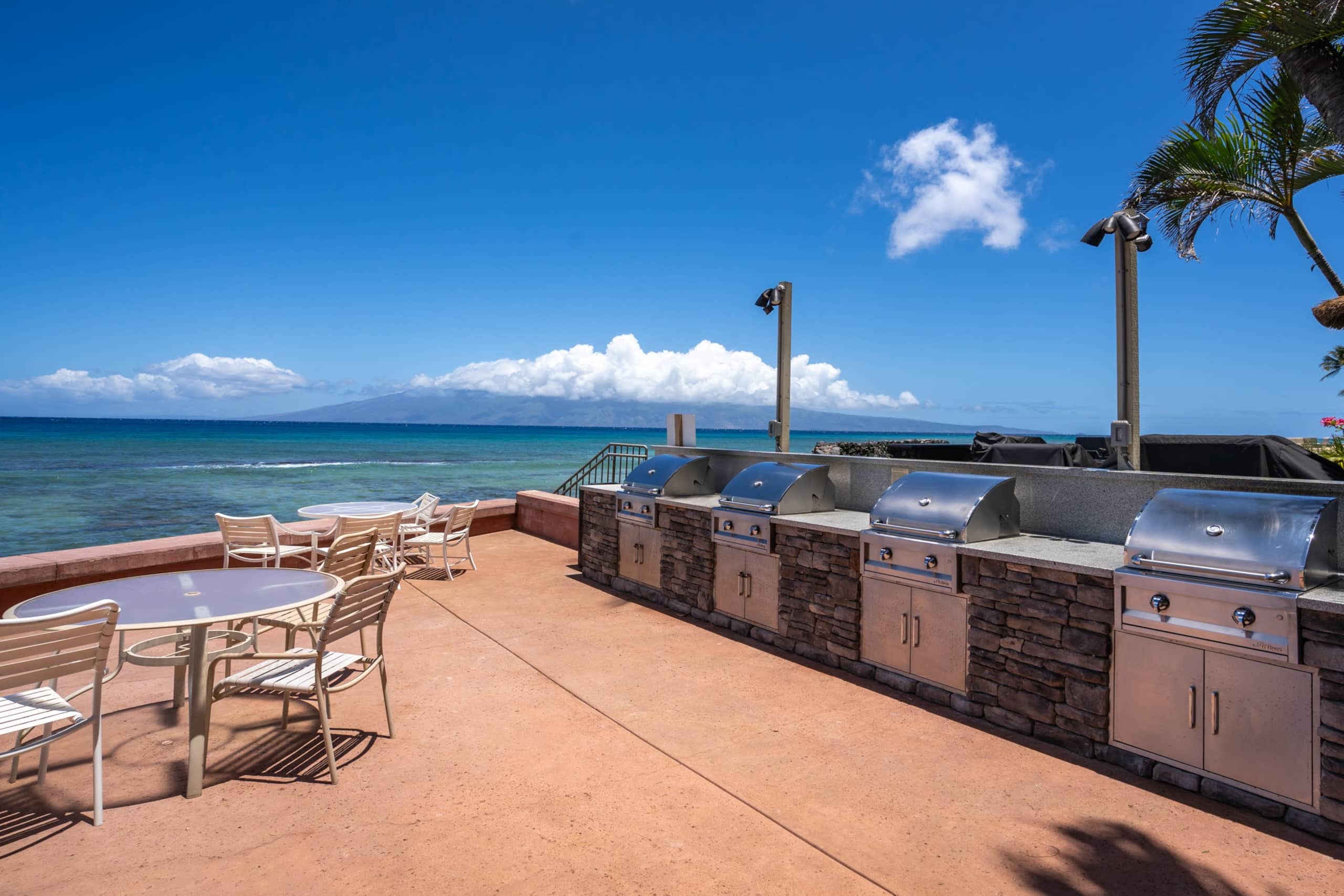 Condo in Lahaina · ★4.89 · 2 bedrooms · 5 beds · 2 private baths - Image 34