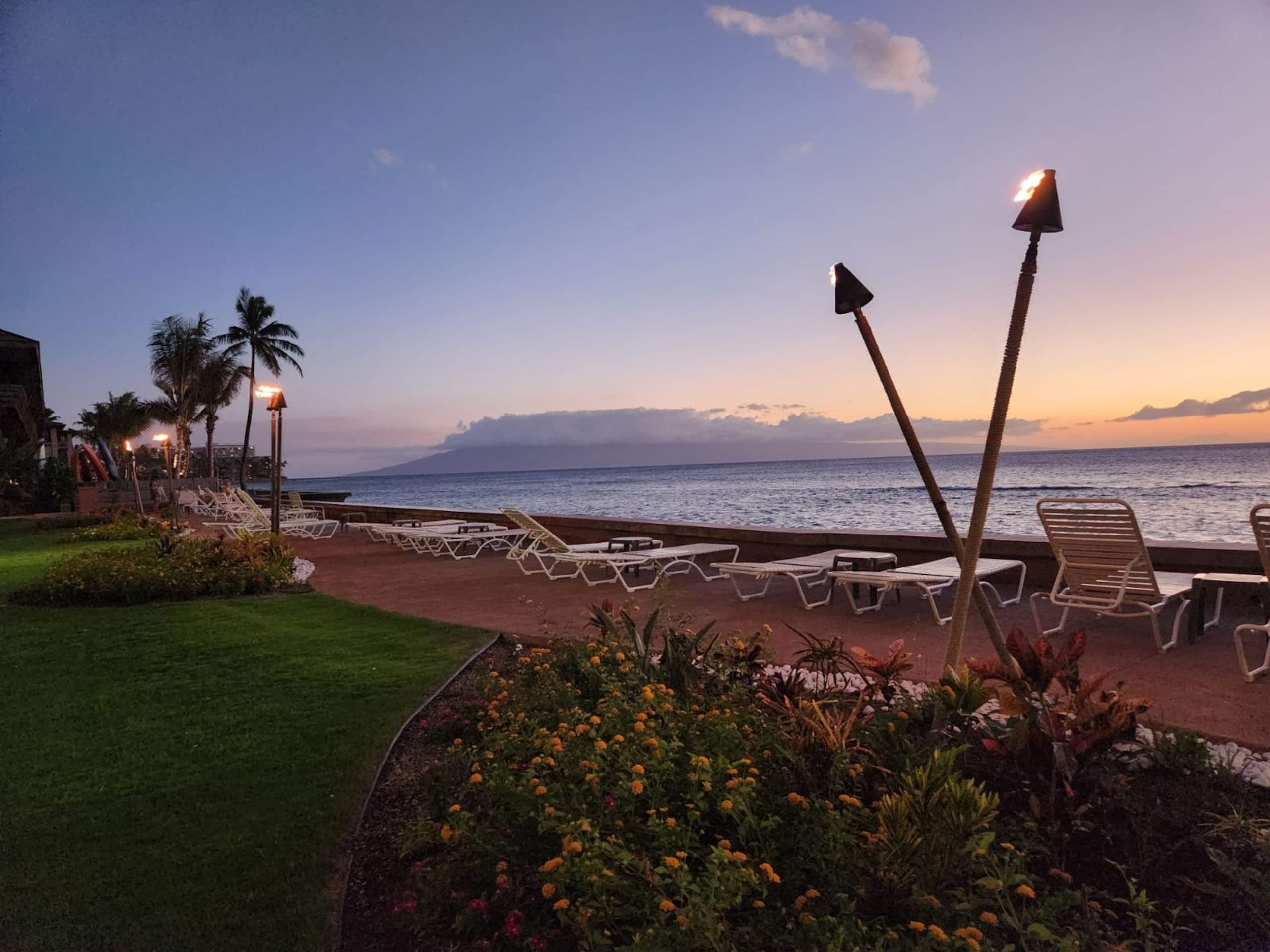 Condo in Lahaina · ★4.89 · 2 bedrooms · 5 beds · 2 private baths - Image 36