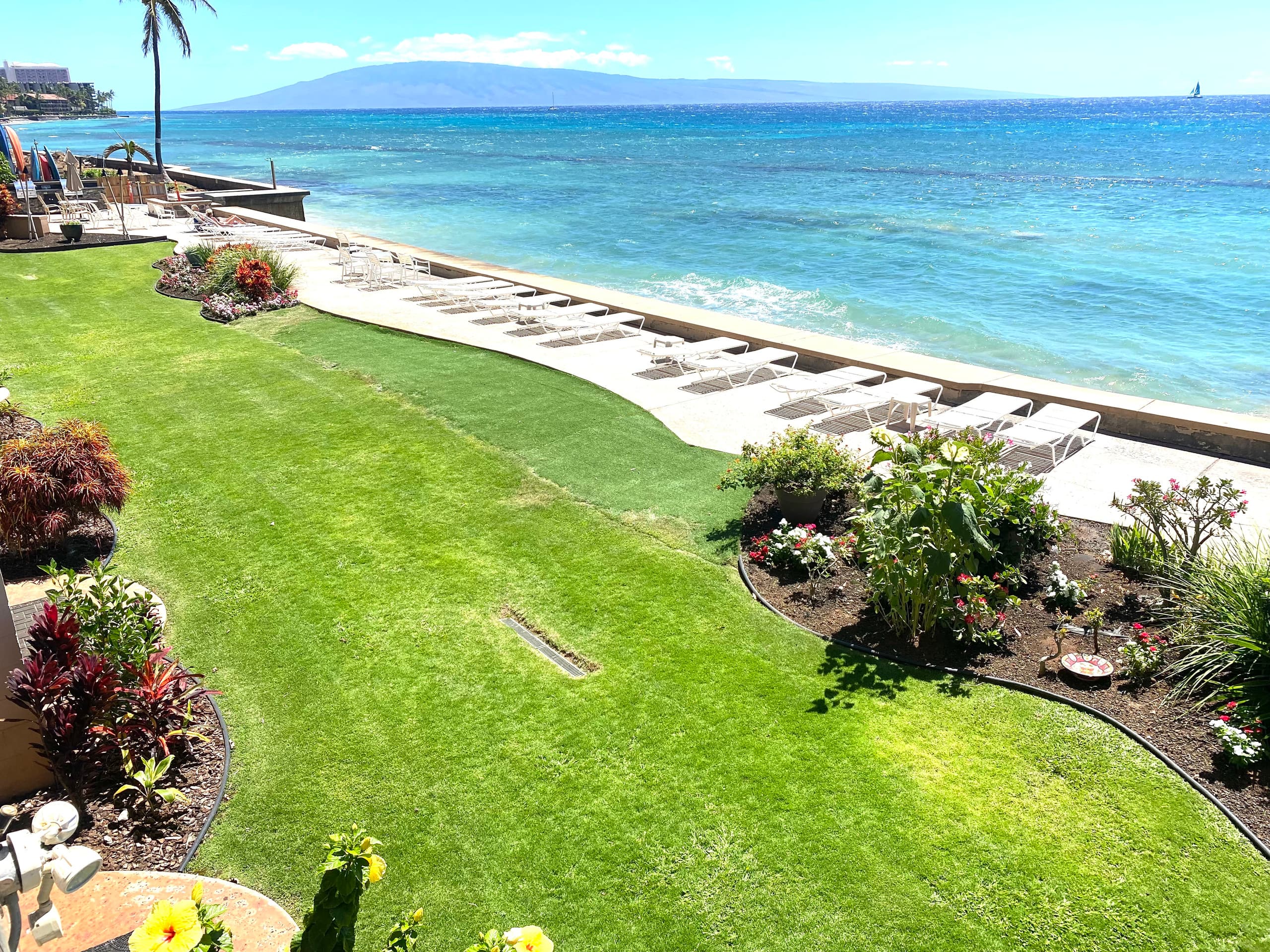 Condo in Lahaina · ★4.89 · 2 bedrooms · 5 beds · 2 private baths - Image 5
