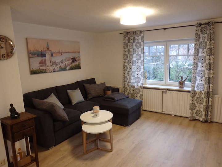 59 M² Ferienwohnung ∙ 1 Schlafzimmer ∙ 3 Gäste - Buxtehude