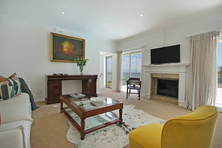 Broadlands Villa gallery image 5