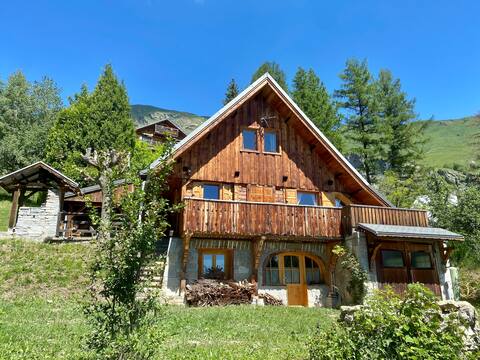 Savoyard chalet with panoramic views