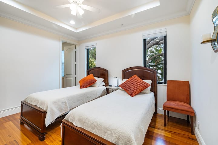 Спална соба 1