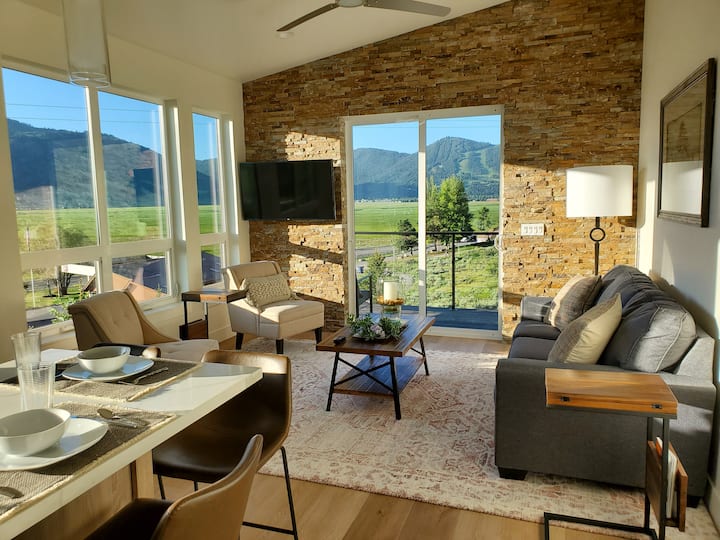 Elk Ridge Estate - 2 Home Retreat In Jackson Hole - Jackson