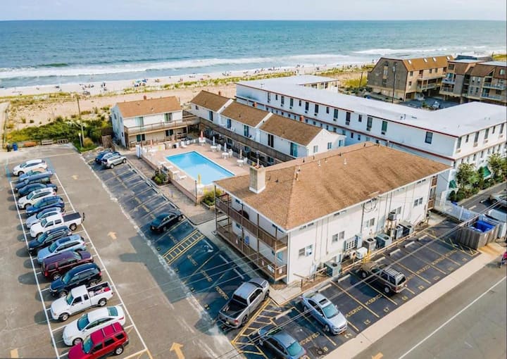 Airbnb lbi hotsell beach haven