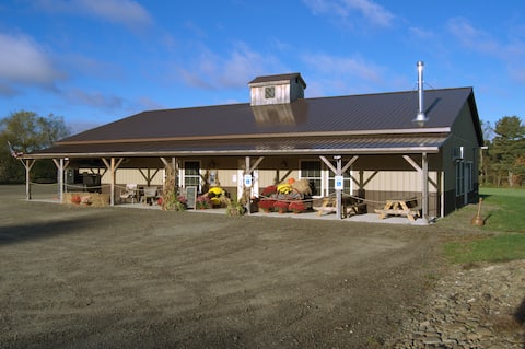 Top performing Airbnb: Finn's Field Close to Cooperstown & Oneonta! in Cooperstown / Leatherstocking