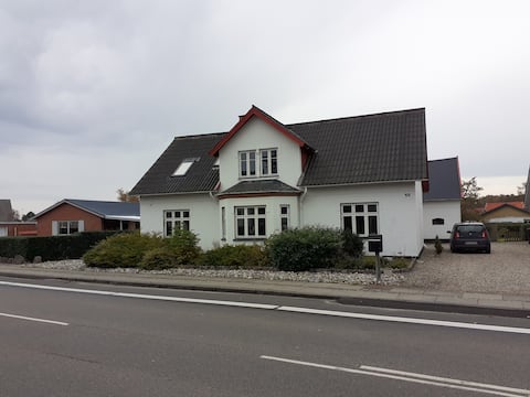 Cozy renovated apartment with garden in Bogense city