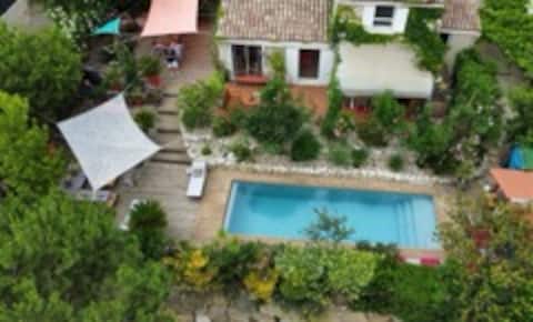 Beautiful South Ardèche house, SPA and heated pool