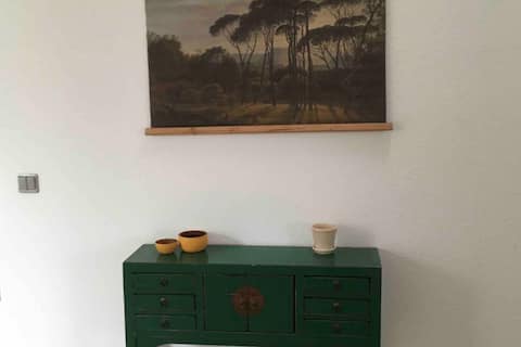 Leistungsstarkes Airbnb: Bright attic apartment in Kleefeld