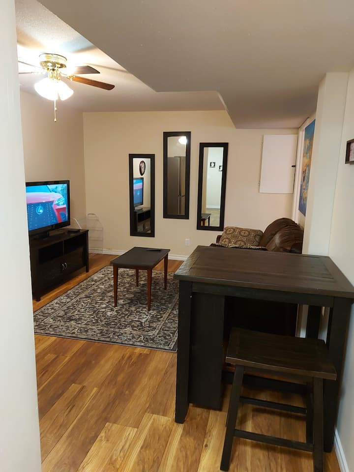 Cozy But Spacious Private Basement Suite - Williams Lake