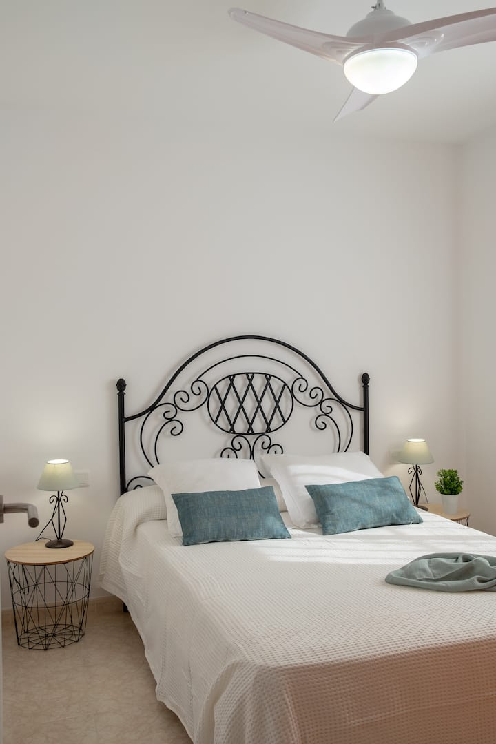 غرفة النوم 1