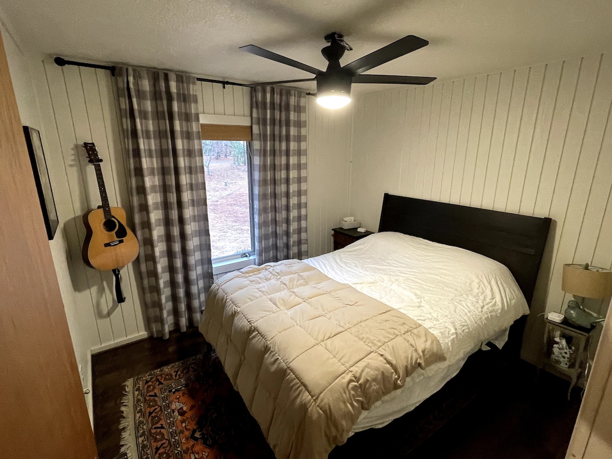 Двойна спалня.