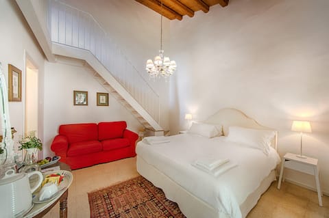 Charming villa with pool