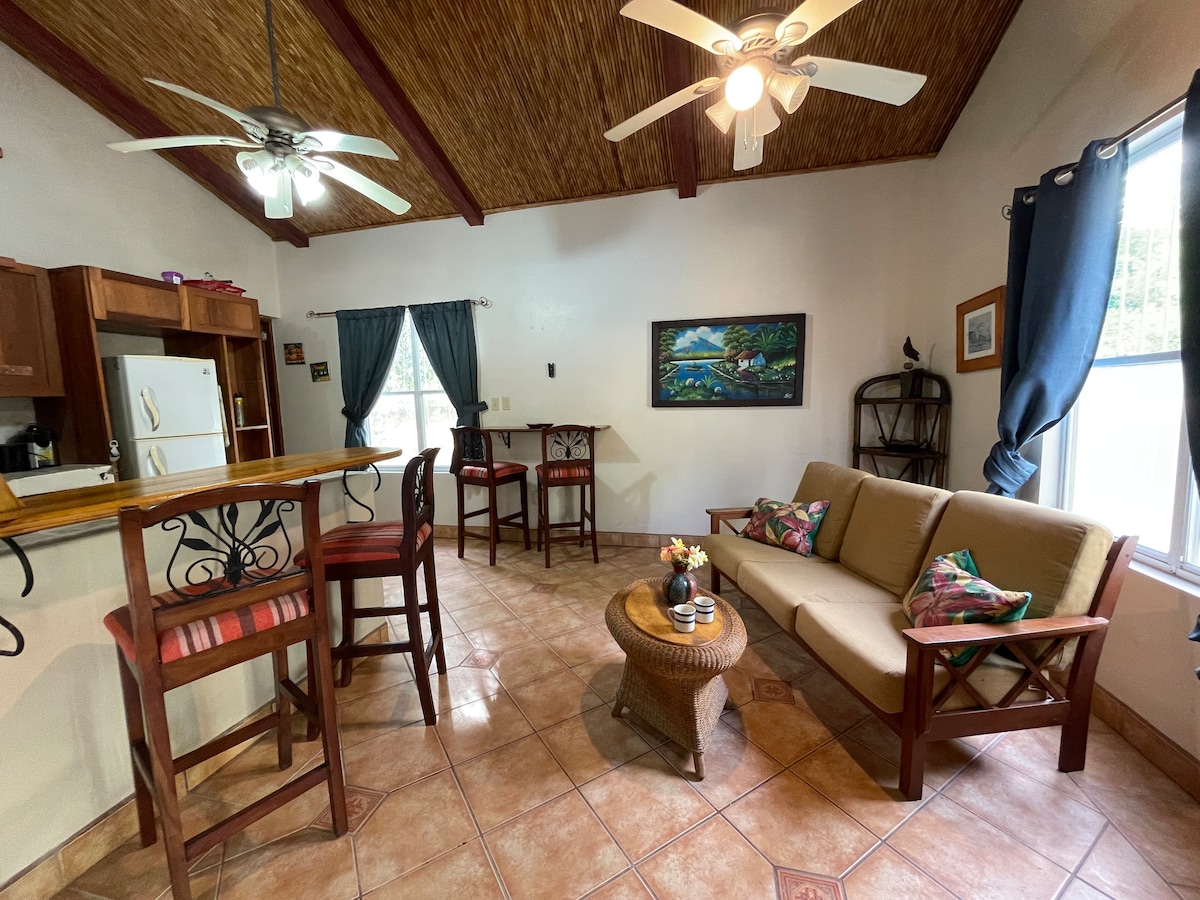Casa Lantana, Surf Sanctuary — 2 bedroom vacation rental in Jiquelite