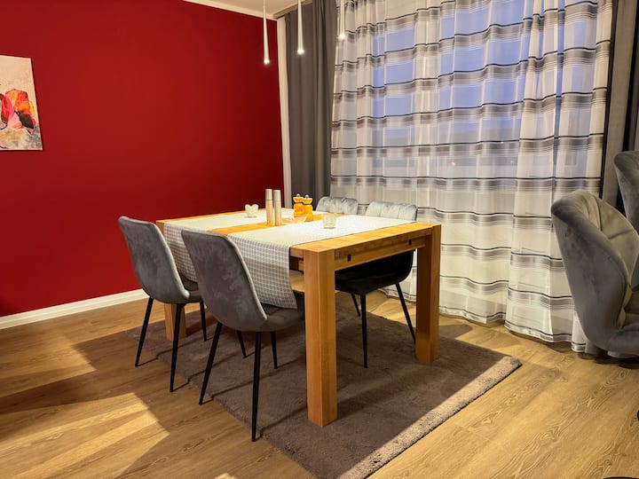 Feel-good suite, central, garage, up to 6 people