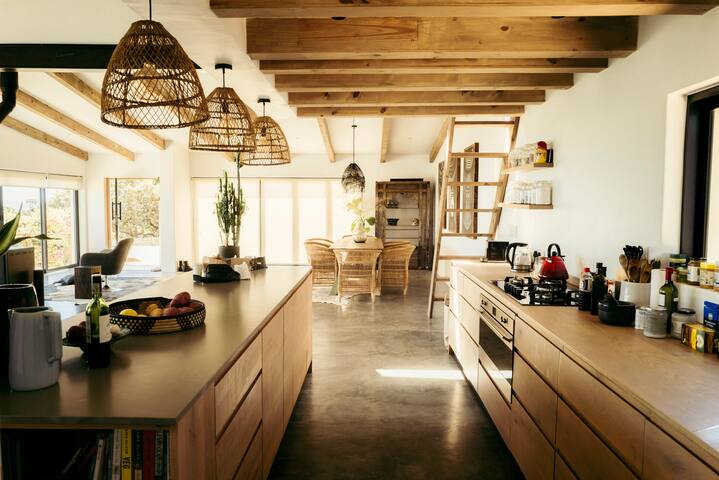 Scarborough Beach House with Pool and Solar System gallery image 4