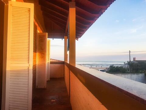 Casa de Praia Pé na Areia in Hermenegildo