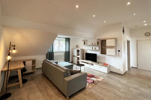 Trade fair and vacation apartment Feucht DG 16