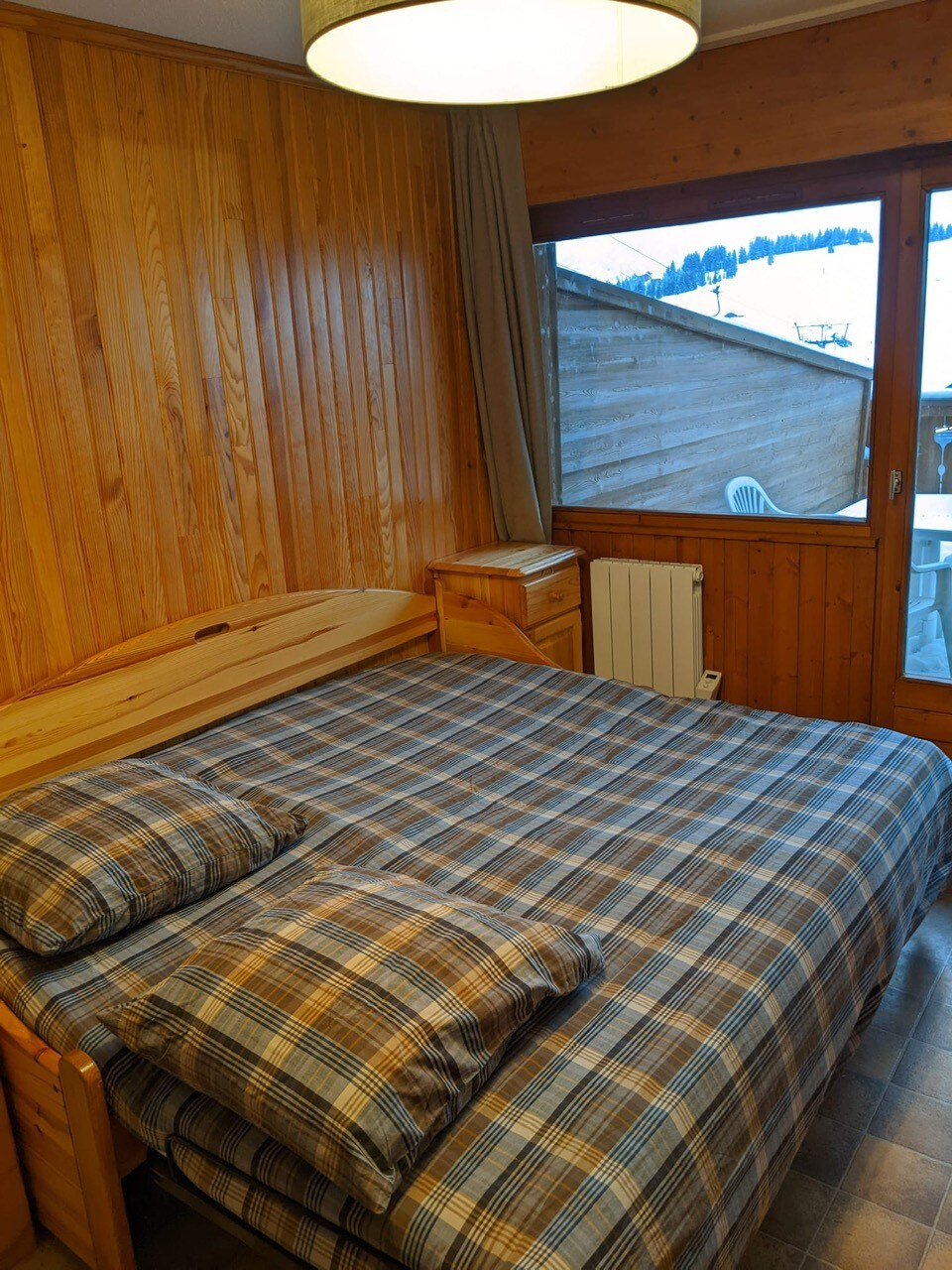 Priestor na spanie s rozkladacou pohovkou pre 2 osoby