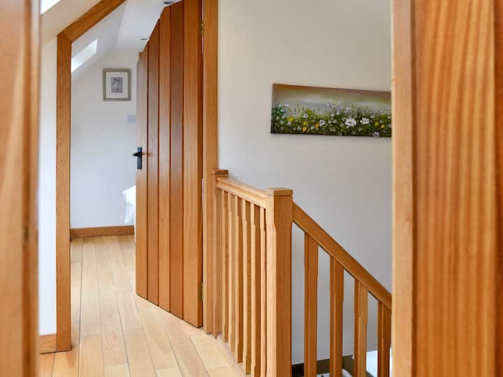 القاعة العلوية 