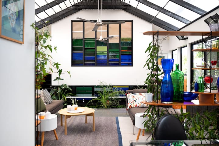 Welcome To The Fairfield Palace! gallery image 4